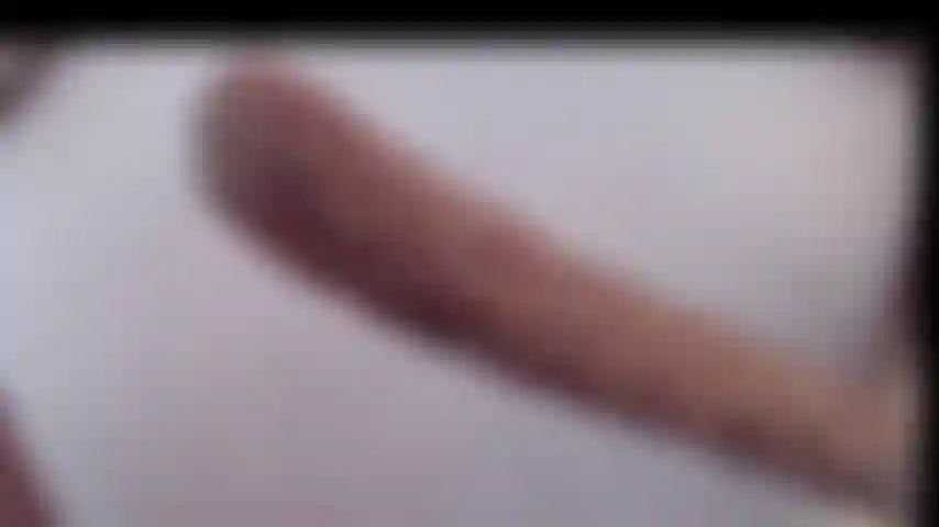 Comendo uma salsicha landjaeger mvf_02032022_4.