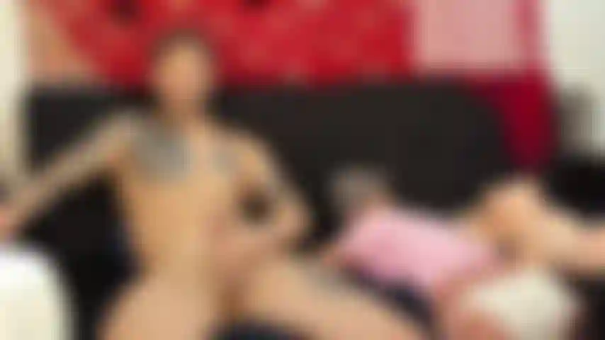 2025 Me masturbo até gozar.