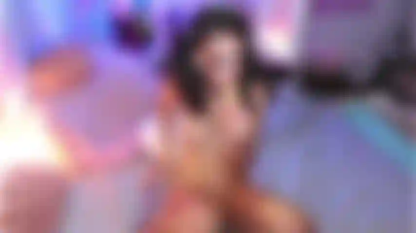 Não vou parar até você gozar na minha buceta e bunda! Parte 1: vídeo de dupla penetração.