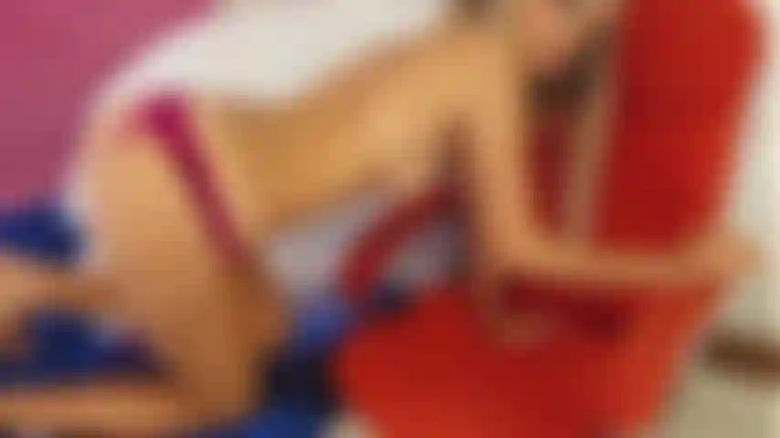 Implorando por porra na minha bunda.