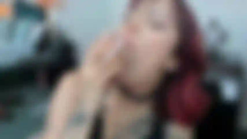 Tratando você do jeito que você merece—devagar, molhado e fundo. Garotas comportadas sabem como usar a boca...