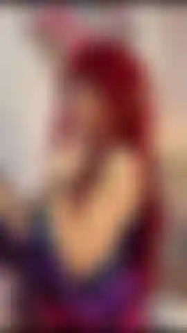 Um pouco amadora um pouco diferente.