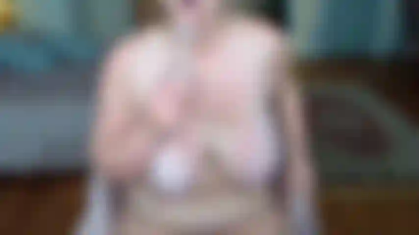 Masturbação - borda comigo! Estou nua e com as pernas abertas, fodendo meu vibrador até gozar forte - peitos grandes bbw curvas sasha.