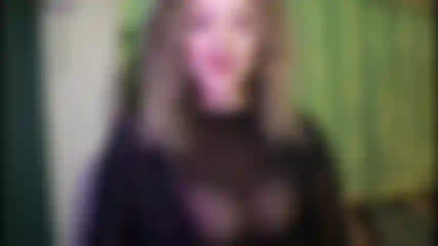 Femdom e destruidora de lares - adore meus peitos enormes e esqueça os de sua esposa.