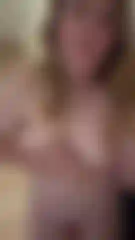 Look at my plus size sexy tits