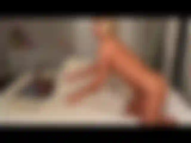 Garganta profunda/desleixada.