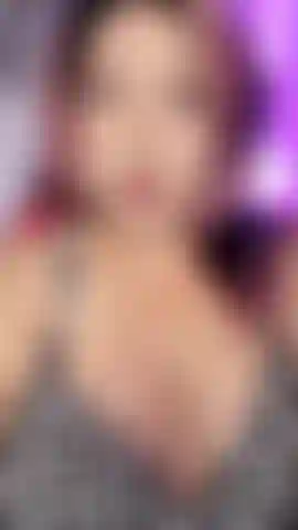 Não seja tímida, venha comigo.