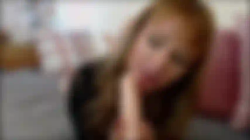 Goze para mim duas vezes enquanto eu cuspo em seu pau.