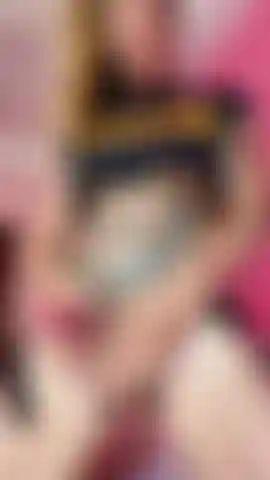 Quero enfiar na sua boca safada antes de foder seu cuzinho apertado de mariquinha, olhando nos seus olhos para ver o prazer gozar no seu rosto.