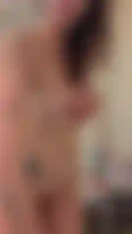 Striptease / corpo inteiro / vídeo me tocando🖤.