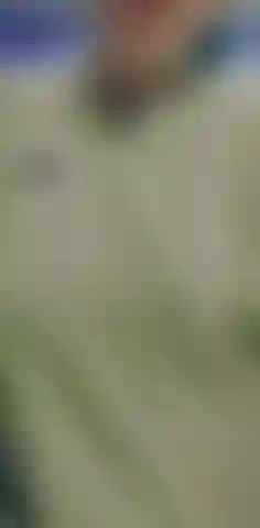 Sem sutiã no trabalho precisando tanto gozar.