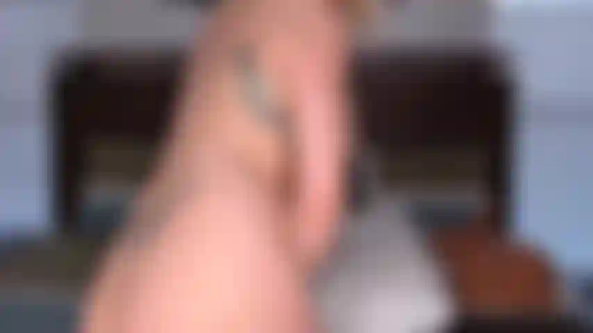 Gold show #3 20/05/2020 veja toda a minha bunda de perto + eu fodo minha boneca sexual !!