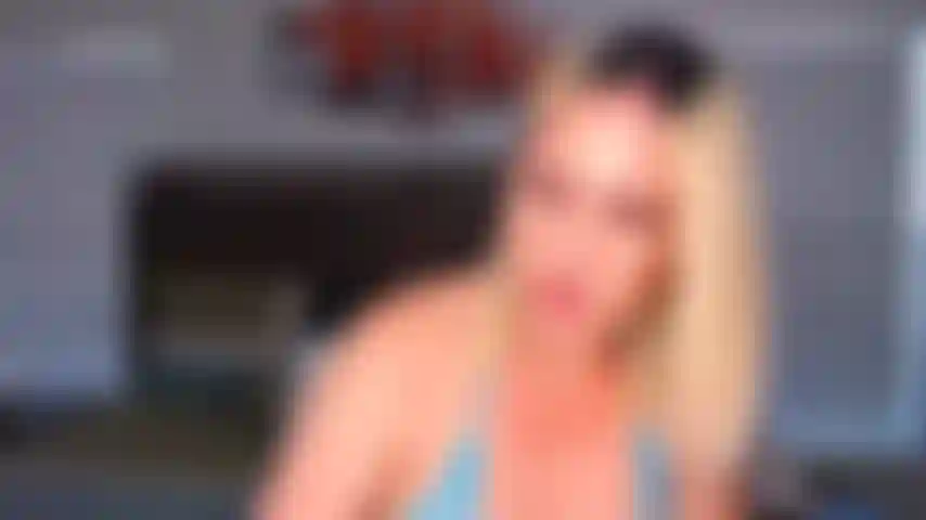 Masturbação show privado.