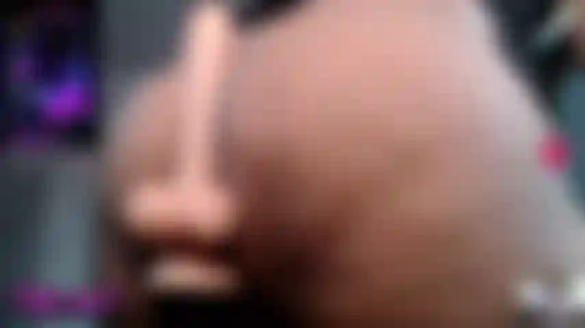 Bunda grande com vibrador.