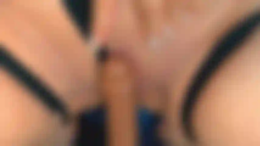 Esfregue e monte seu pau.