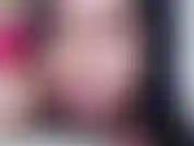 Estou aqui deitada esperando você gozar deitada do meu lado para você me colocar na cama. Estou tão sozinha, você não quer gozar e se juntar a mim?