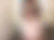 Fodendo vibrador enorme no espelho. Veja-me gozar em todo o meu espelho montando um enorme pau em várias posições.