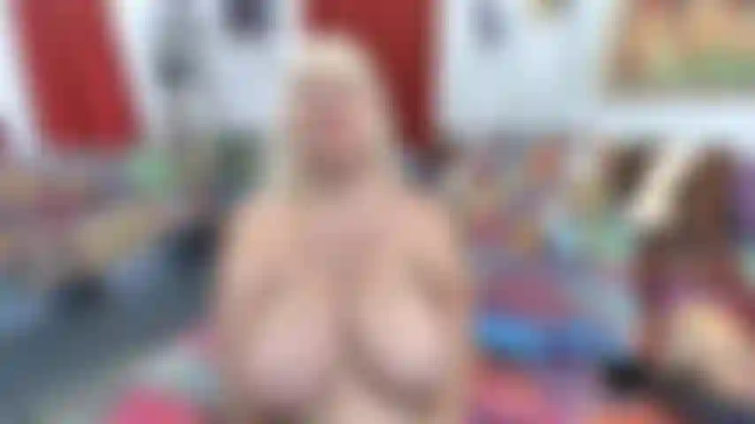 Sit_up_show_tits_hanging_only---bbc_encouragment.