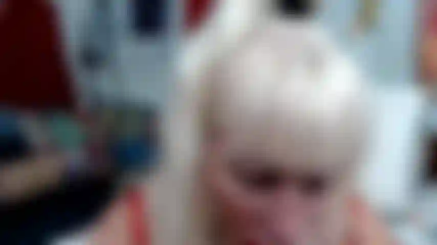 Pov de bj com brinquedo preto---carícia lenta com a língua.