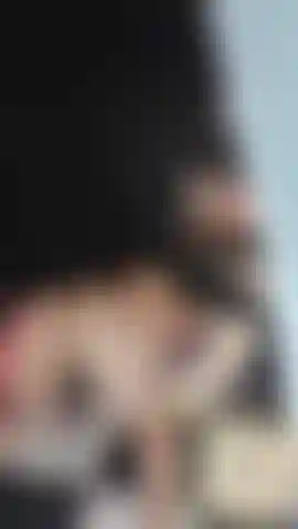 Vem me dar gostoso no chão.