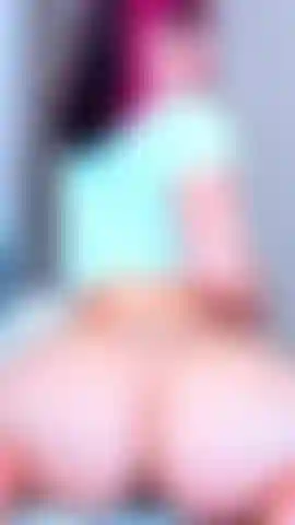 Balançando minha bunda grande.