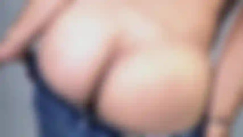 Um suspiro doce, um olhar selvagem.