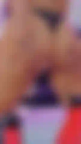 Uma gostosa provocação de bunda.