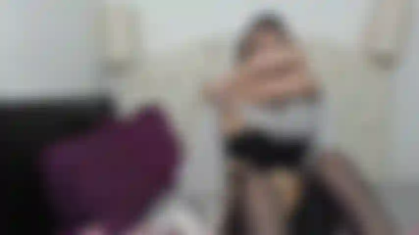 Arranque a calcinha dela.