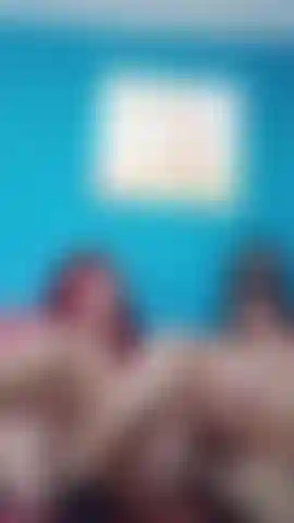 We talk dirty while inviting you to cum on our feet. Video in Italian.