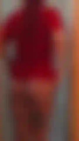 Espionando minha meia-irmã.