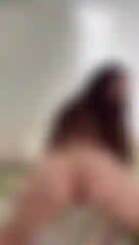 Uma rica fodida depois do banho.