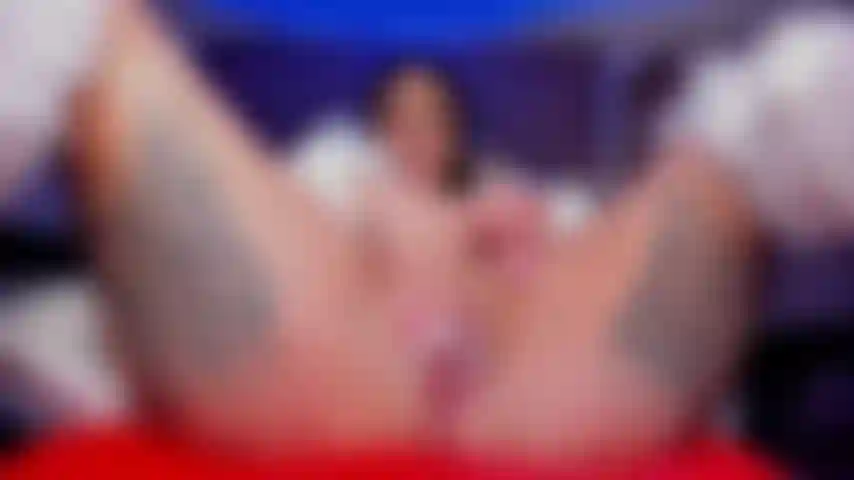 I love touch my selfFINGERING PUSSY NAILS CUM