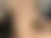 Uso minhas mulas pretas penduradas e toco minha boceta enquanto as mostro, com as pernas para cima. Quando fico com tesão pego um brinquedo e fodo minha bucetinha. Então tire os saltos e amasse as solas perto da cam enquanto continua.