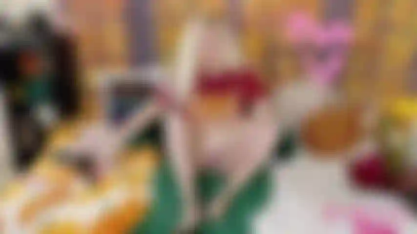 Foot Job - Sophia Sinclaire uses her toes on you - 4K MP4