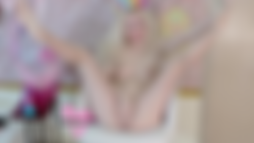 Grande consolo branco fodendo - sophia sinclaire se fode com um pau de 10"! - 4 K mp4.