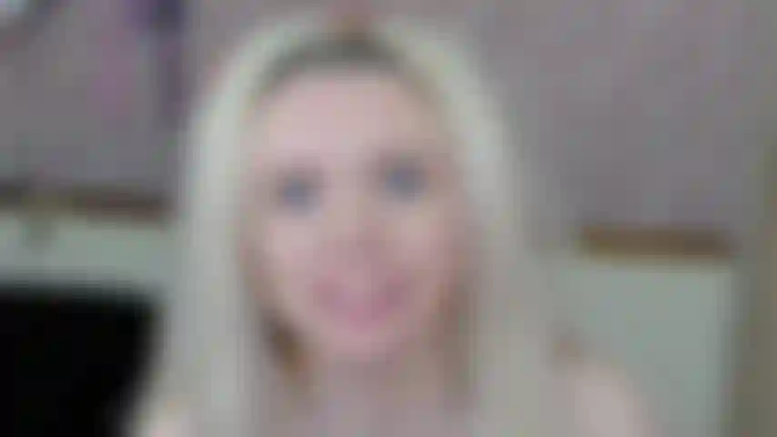 Encorajada bi vape tease - sophia sinclaire quer que você chupe um pau! - Hd mp4.