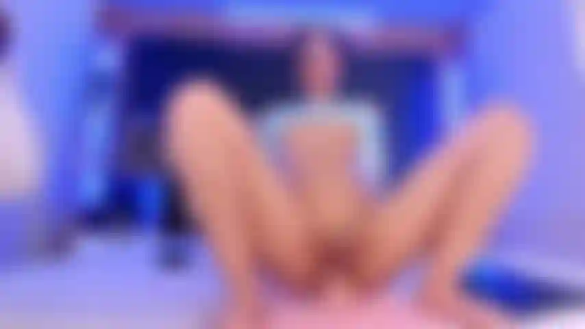 Quero montar no seu pau duro e rígido.