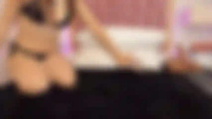 Watch me fuck myself!