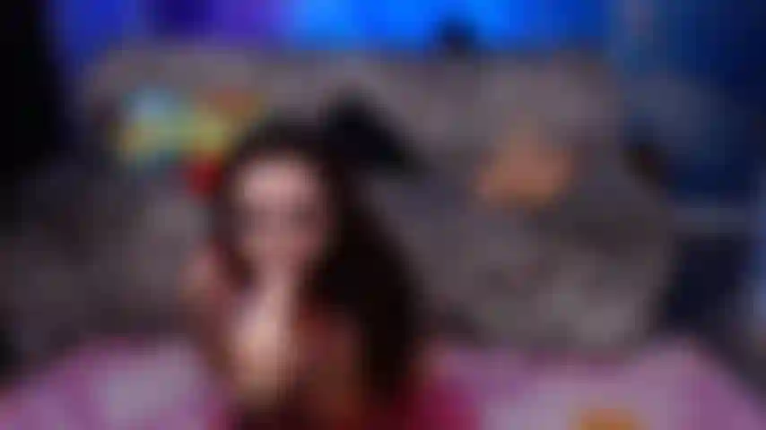 Líder de torcida rosa.