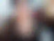 Provocação decote! Para um menino virgem, tímido, submisso bastaria soprar nas calças, sem tocar no pau. Para um cara normal seria delicioso :) conversa suja,minha voz sexy e rosto bonito.