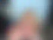 23. Montando boneca e chupando máquina de foder com conversa suja gangbang.