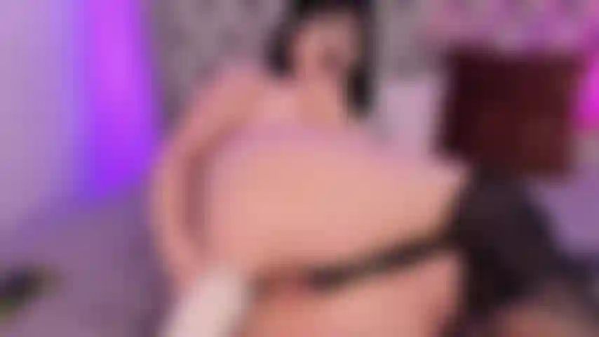 Foda a linda mímica pelo seu cu e gemido de grande prazer.