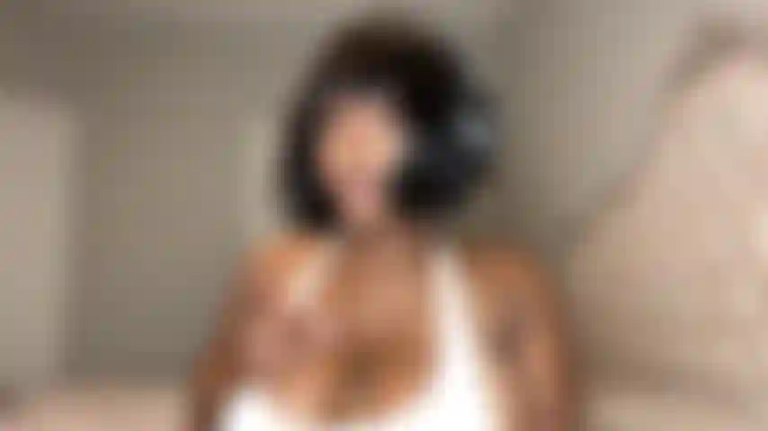 Garota gamer, aposta.