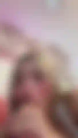 Meu hobby é chupar seu pau.