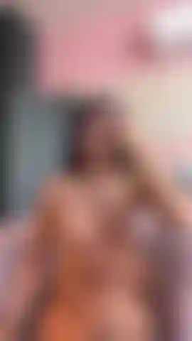 Como é excitante me foder para você, que você goste de me ver brincar com meu vibrador na minha buceta.