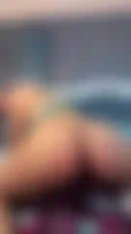 Minha buceta molhada quicando em você é o que esse pau deseja.