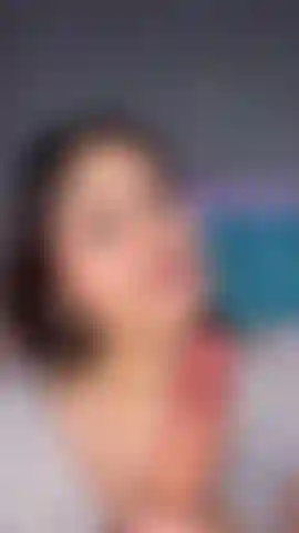 Na minha boca quero seu pau e comê-lo com prazer.