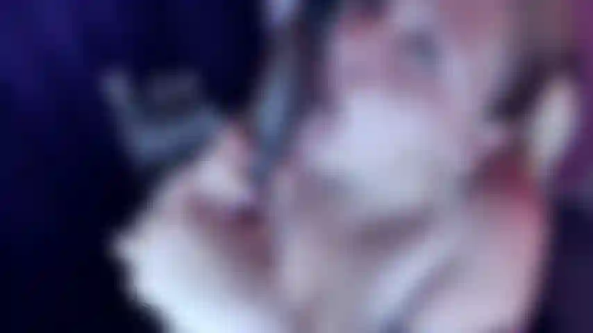 Tesão de língua longa veja-me usar esta minha língua comprida para provocar seu pau e suas bolas, depois estico minha língua para você gozar nela — amantes de fetiche de língua e sexo oral vão adorar este vídeo, tão quente e sexy! Deixe esta milf mostrar como eu consigo fazer você gozar mais forte do que nunca!