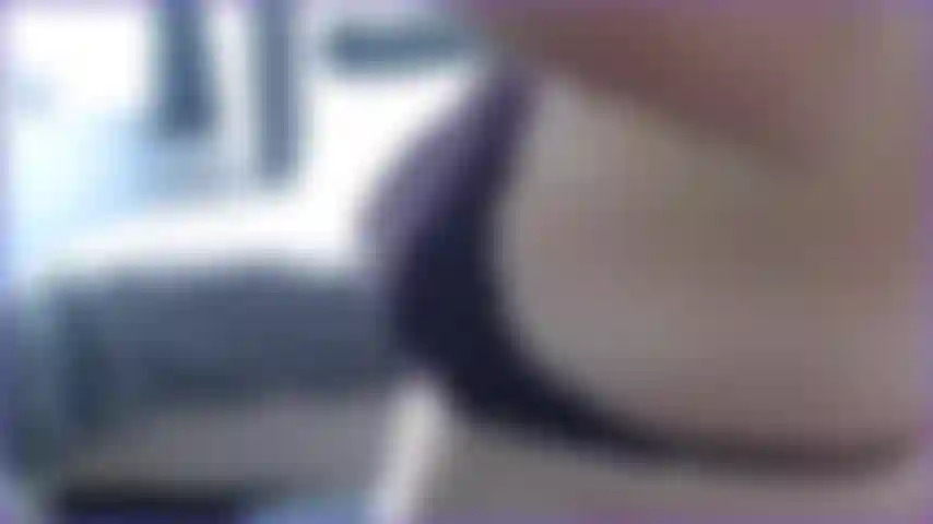 Vídeo quente para os amantes de seios naturais, se você gosta de ver seios naturais pendurados de lado e sacudindo-os de frente, este vídeo é para você :).