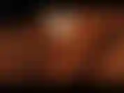 Neste vídeo estou brincando com meu brinquedo de vidro fechando minha buceta na sua cara deixando você ver e ouvir a umidade enquanto me fodo com ele.